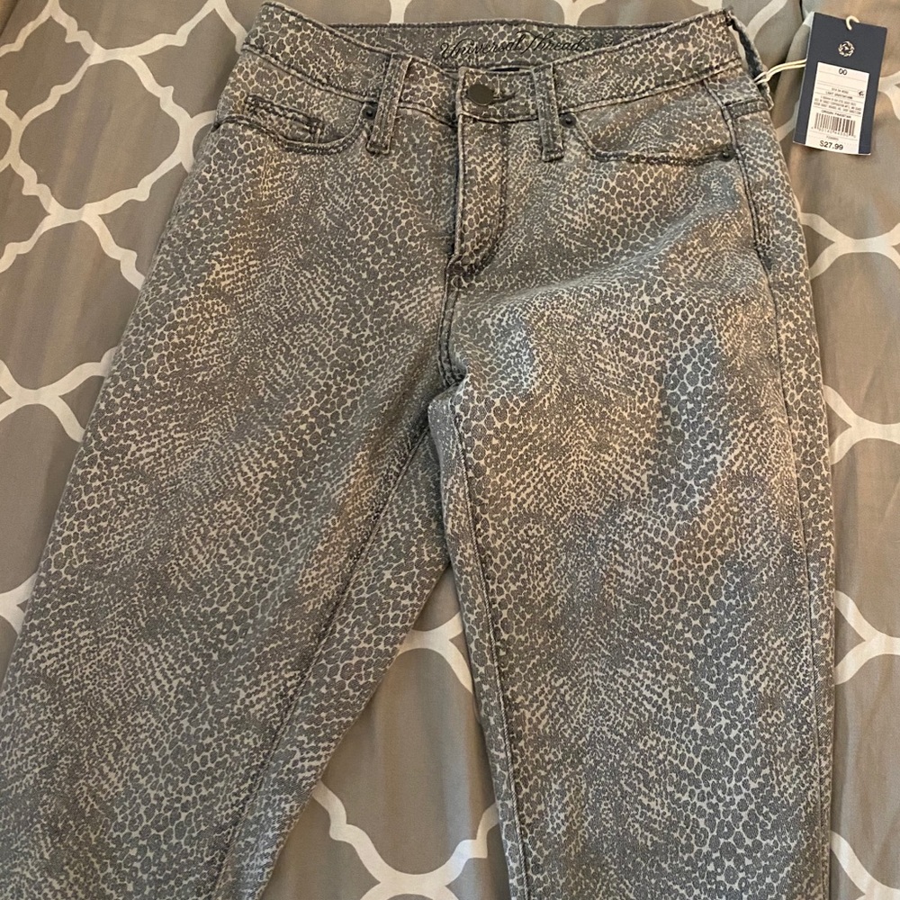 High waisted skinny jeans